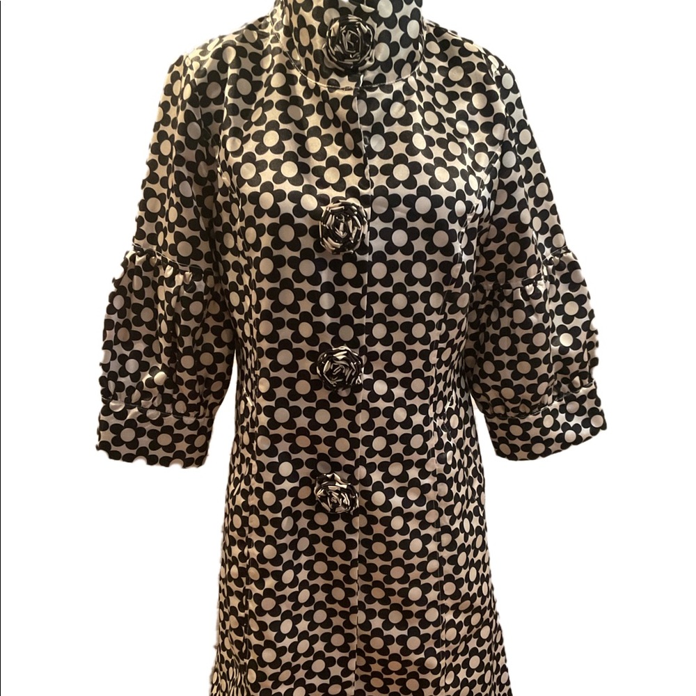 “COCO & TASHI” Black and White Floral Coat Dress .
